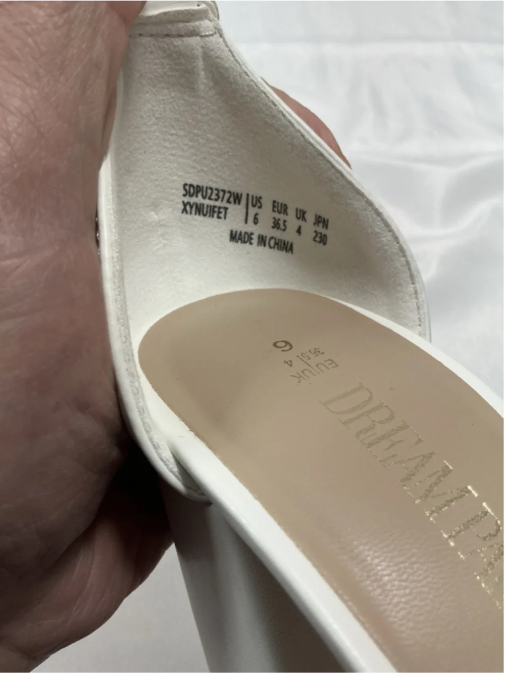 Womans Excellent Dream Pairs Platform Stacked Heel Pumps Size Eu 36.5 Us 6 White